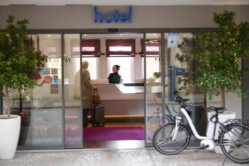 Hotel Vis à vis