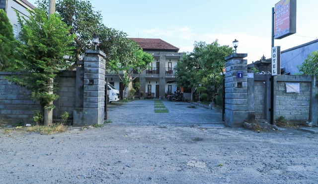 Hotel Warta Putra