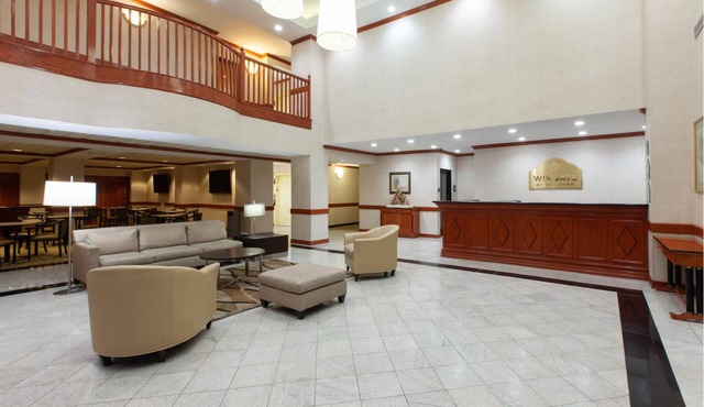 Hotel Willowbrook