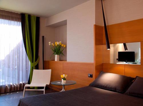 Hotel Zone