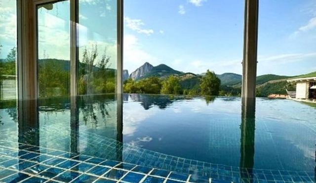 Hotel Zouk