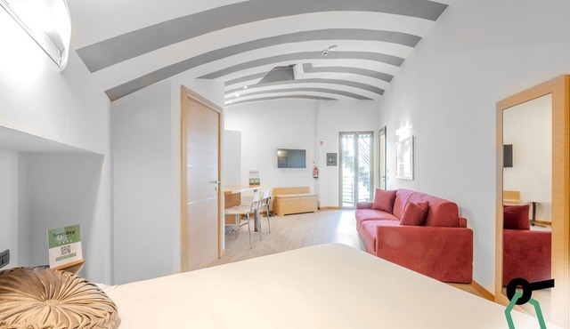 Hotiday ApartHotel Firenze