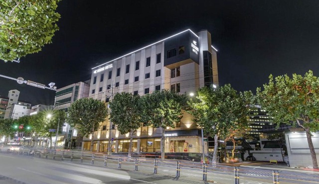 Hound Hotel DaeGu