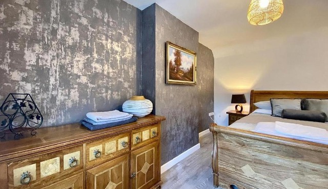 House 1905 - Self Catering Serviced Apartment