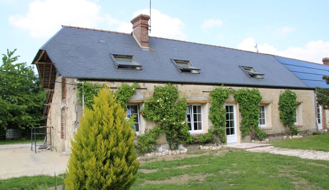 House completely renovated in the countryside in tourist village