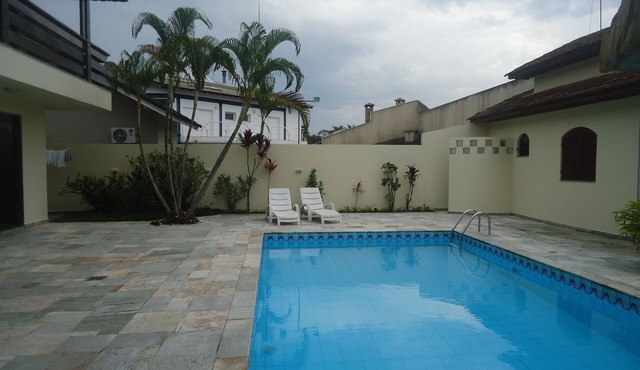 House In Closed Condominium -Jardim Acapulco- Guarujá