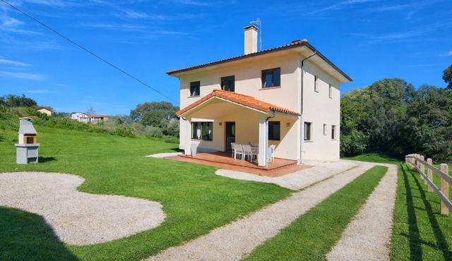 House in Llanes with garden - Huergo Mar y Playa