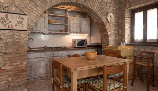 HOUSE IN THE VILLAGE Studio apartment with garden view