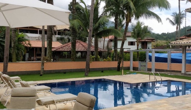 HOUSE ISLAND CONDOMINIUM CLOSED