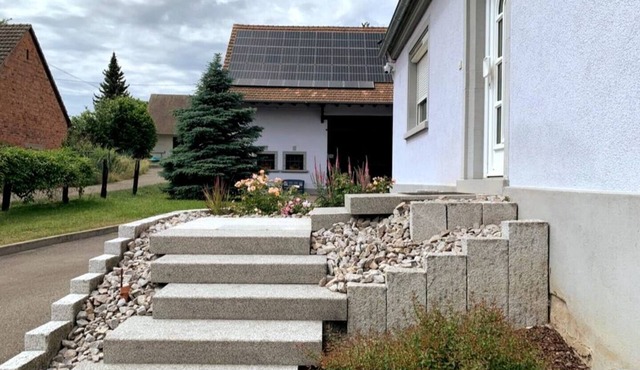 House MayFa