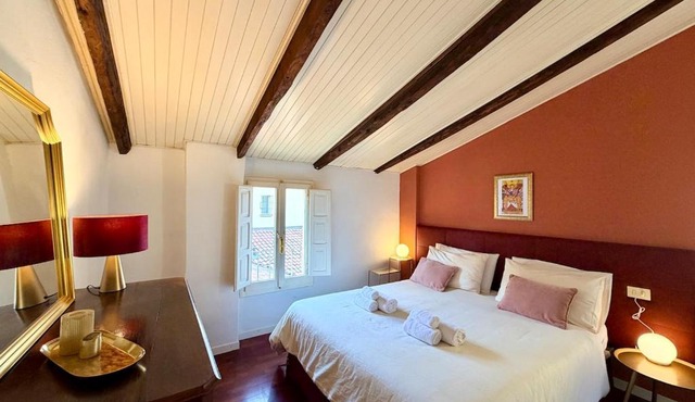 House of Chariot - 2 Suites - Piazza Maggiore