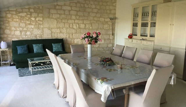 House of Jade. First floor, 7 km from Cordes sur Ciel, 20 km from ALbi.