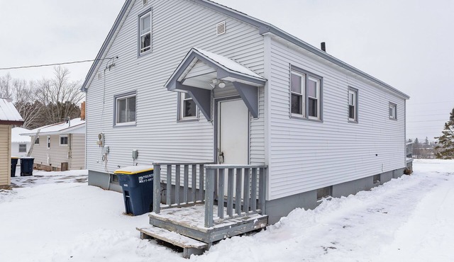 House perfectly located for your next trip to the U.P. Michigan