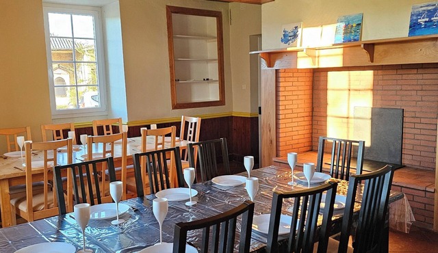 House Rental with Pool, 1 Hour from Toulouse (Vacation Rental or Birthday Party)