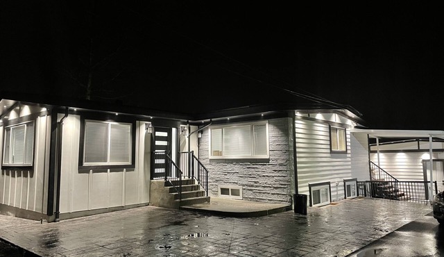 House with Acreage