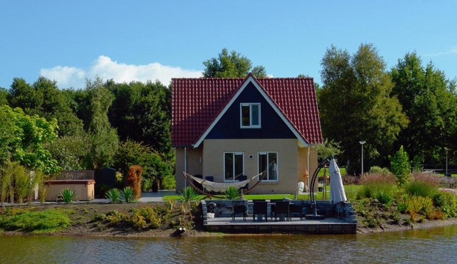 House with bubble bath, at 20 km from Assen