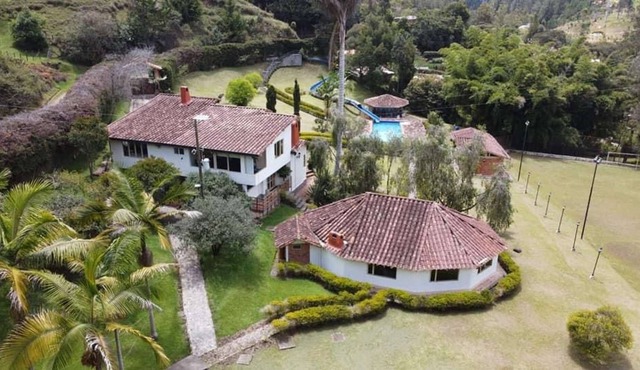 HOUSE with Heated Pool and water slide Sleeps 30