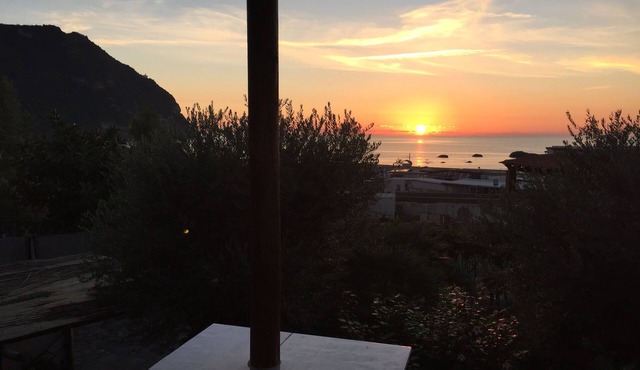 House with pool 100m from the sea, 500m from the spa of Poseidon.