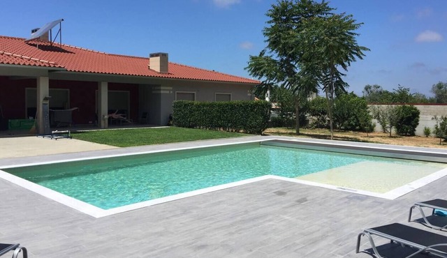 House with Pool Bajouca / Leiria Praia