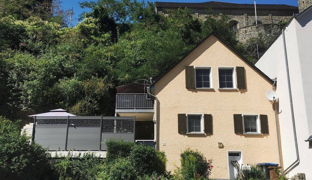 House with Private Balcony and Patio – Exclusive Use!
