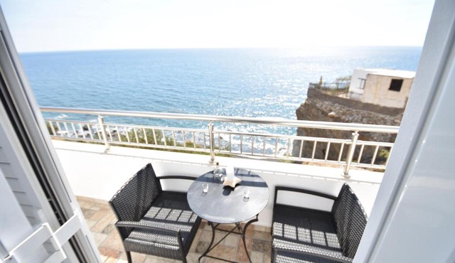 House With View