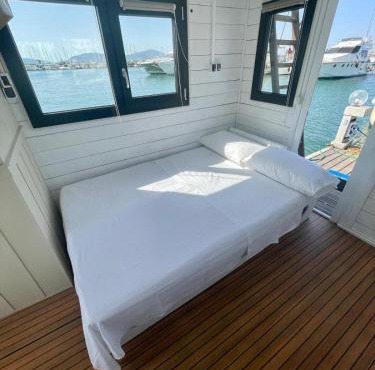 Houseboat BluSeaDream Dolphin 2
