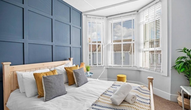 Hove Actually House | By My Getaways