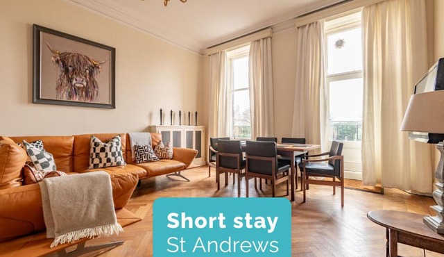 Howard Place - No 3