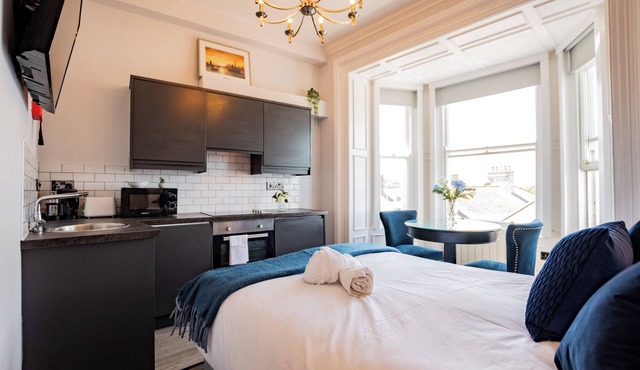 Howth Marina Hideaway