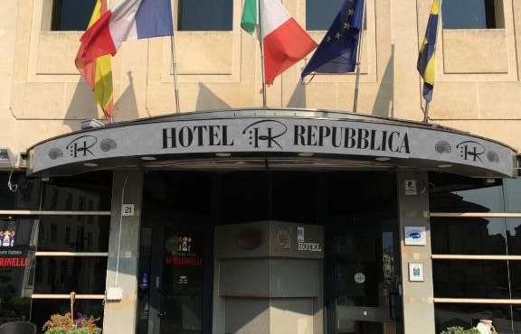HR Hotel