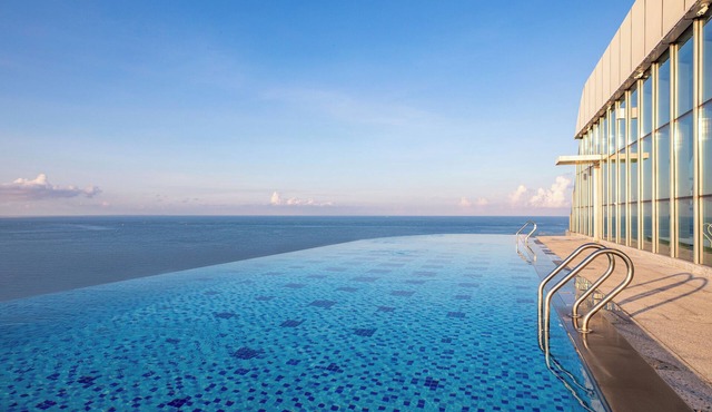 HUALUXE Resort Beihai Silver Beach by IHG