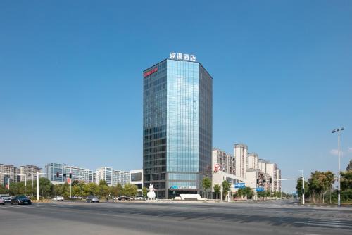 Huanman Hotel