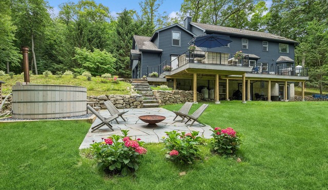 Hudson Valley Heaven | a wooded oasis with modern amenities awaits you