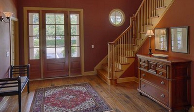 Huge Beautiful Golf Cottage! Sleeps 8!