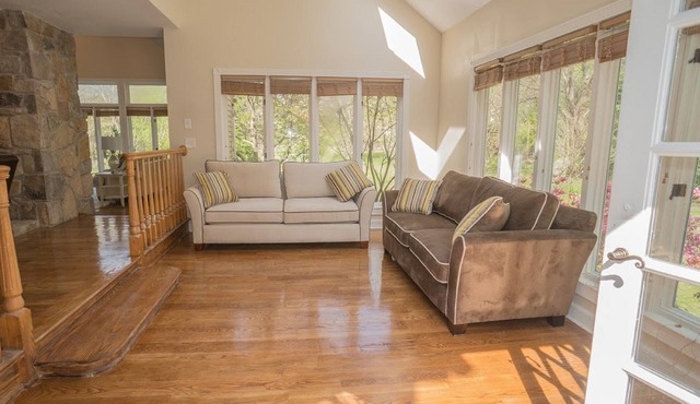 Huge Executive Home in Charming Rural Town 1hr NYC