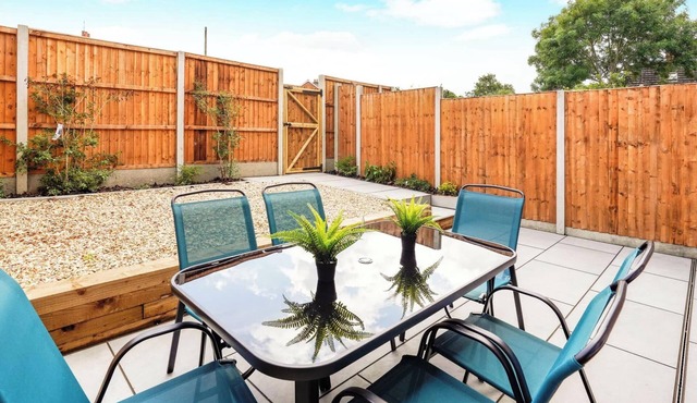 Huge House, Contractors/Families, 2X Free Parking