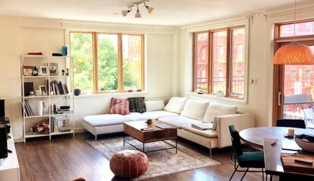 Huge Private Balcony 1-Bedroom Apartment in Williamsburg