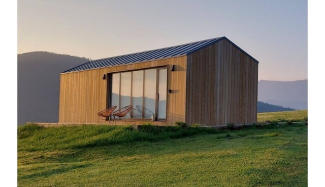HUMA CABINS 1
