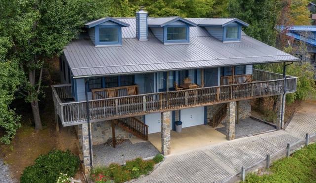 Hummingbird at Springdale: Resort Home with Golf and Pool Access!