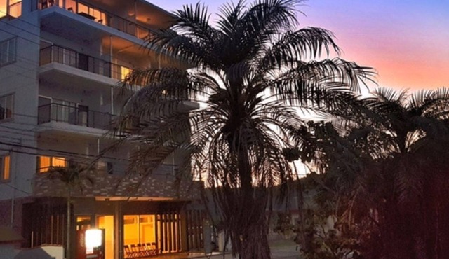 Hundred Days Hotel