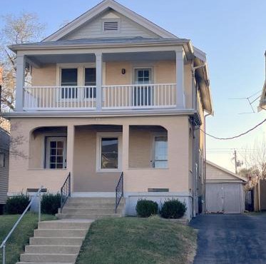 Hunter #2 Private One Bed near Xavier & Downtown