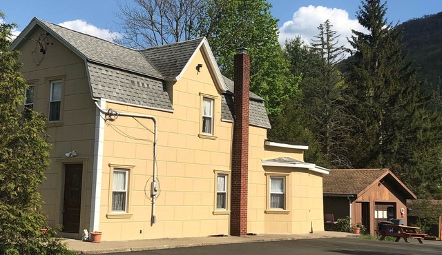 Hunter Mountain Getaway House, newly renovated