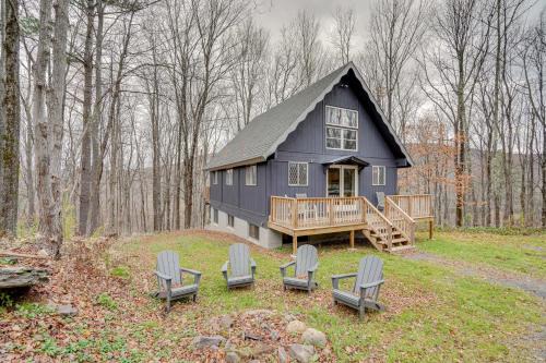Hunter Mountain Home w/Game Room: 1 Mi to Skiing!