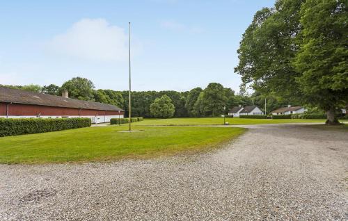 Hus 2