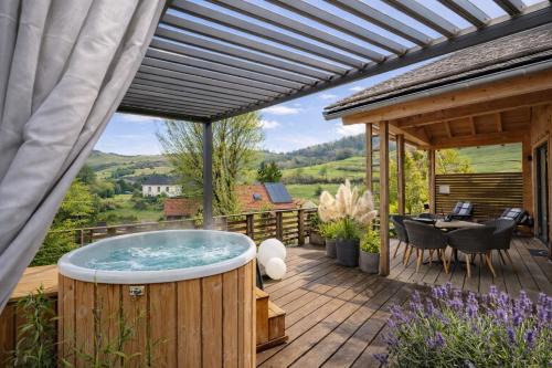 HUS - Chalet Lodges