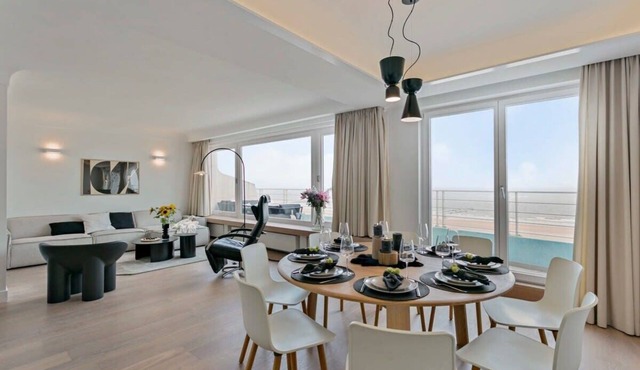 Huswell - Panoramic seaview apartment in 't Zoute