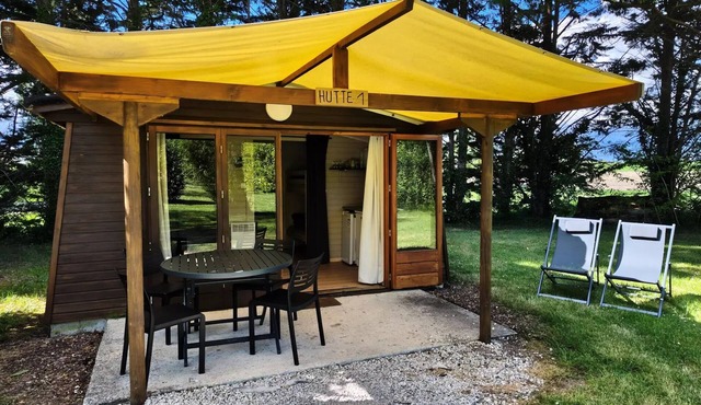 HUTTE (without sanitary facilities) sleeps 4