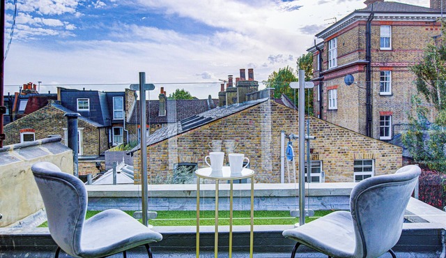 Hybrid Resi - Sutton | 2 Bed Apartment