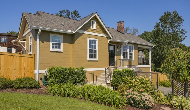 Hydrangea | Golf Course Views, Pet Friendly, 3BR