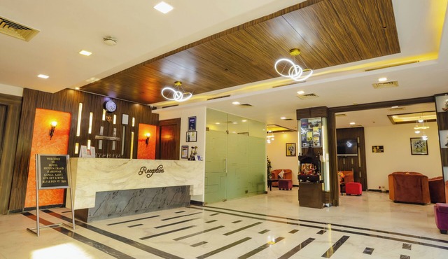 Hyphen Grand Hotel